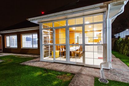 Une extension dedans-dehors pour profiter de sa maison toute l’année